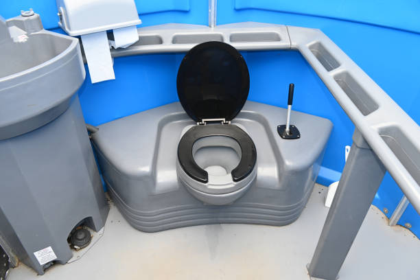 Porta potty delivery and setup in Angier, NC